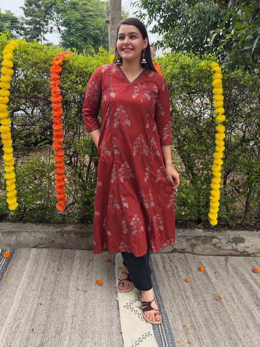 Maroon Buta A-line Kurta With Pocket by MySanskritam