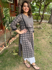 Grey geometric kurta with yoke