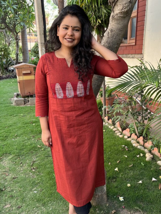 Maroon slub Kurta with Kantha Yoke