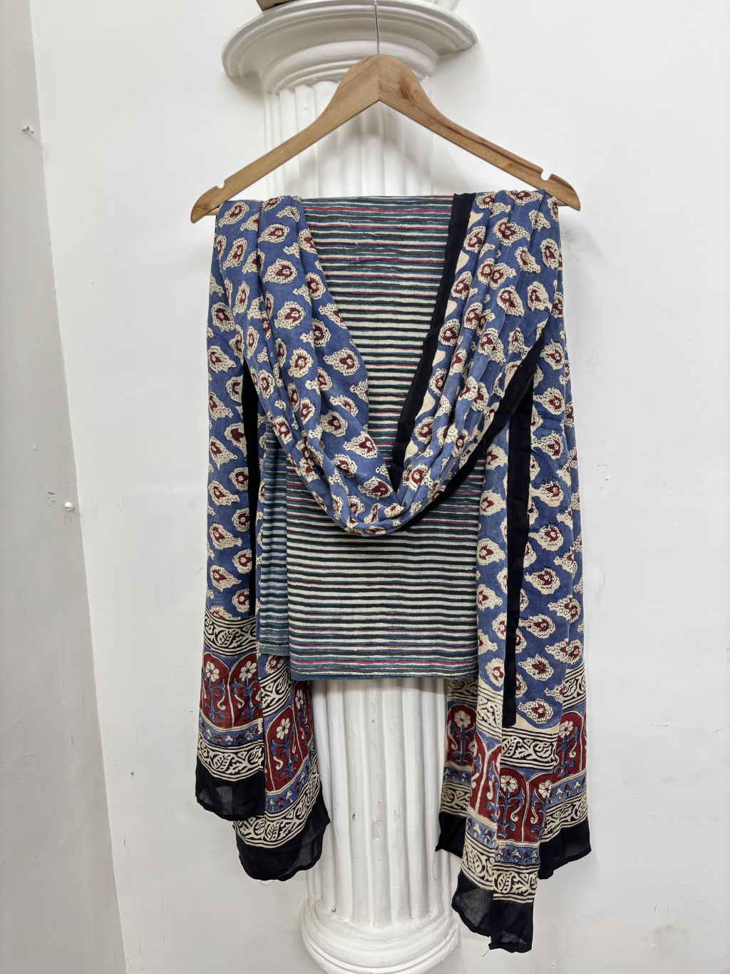 Indigo Lines Unstitched Suit set