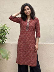 Kasturi Paisley Kurta