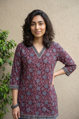 Dark wine sanganeri V-neck Short Kurti