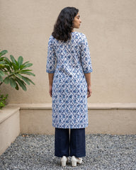 White jaal V neck kurta