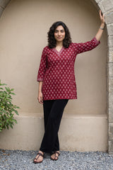 Maroon leaf V neck short kurti