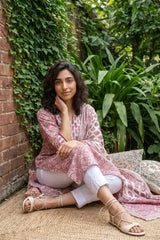 Gulabi buti yoke suit set