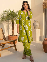 Parrot Green Ikkat print suit set