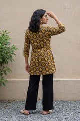Mehendi V neck kurti
