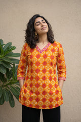 Peele geometric short kurti
