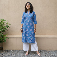 Aasmani floral ban neck kurta