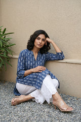 Indigo Ambi zig zag Straight Kurta