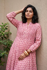 Peach pink flower pintucks aline kurta