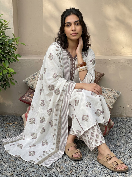 Brown Buta lacework full suit set