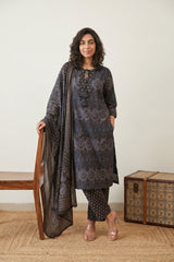 Black geometric Suit set