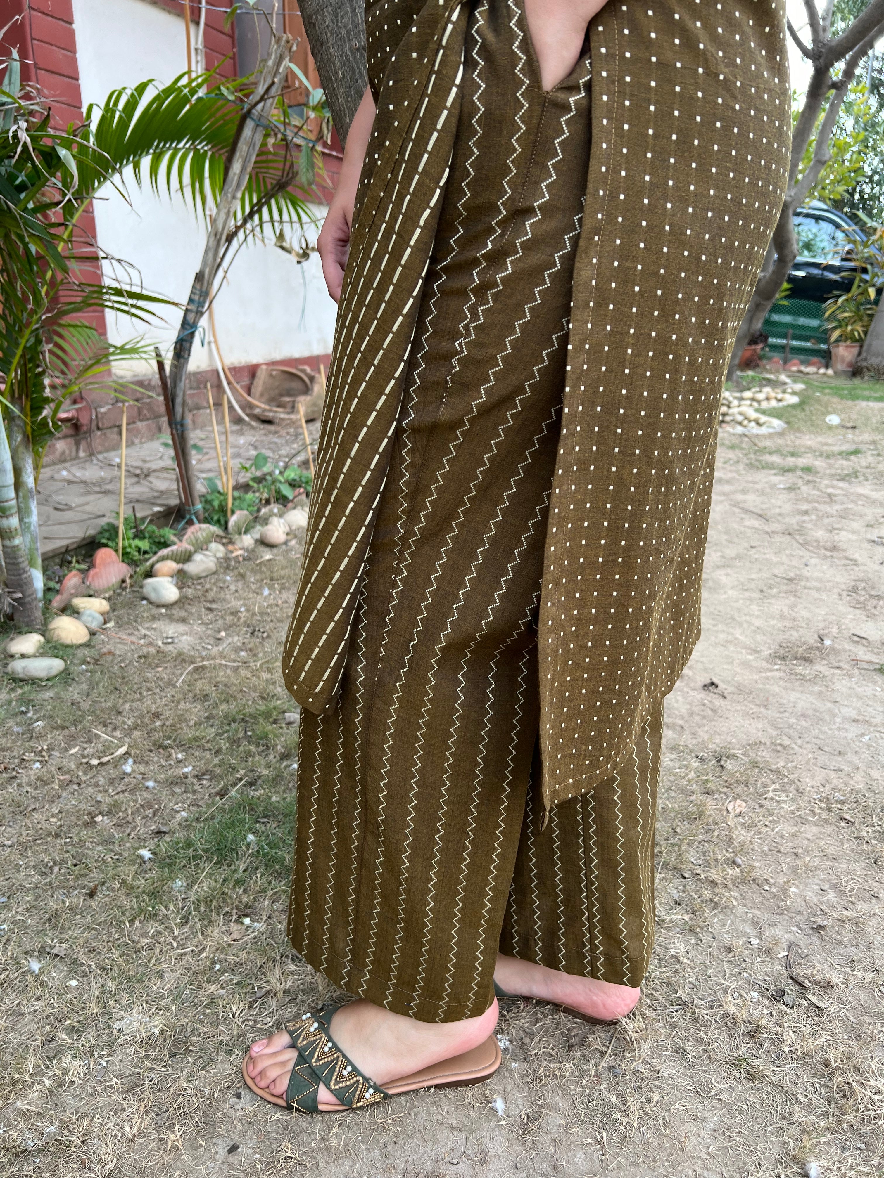 Mehendi Green Buti Pant - MYSANSKRITAM