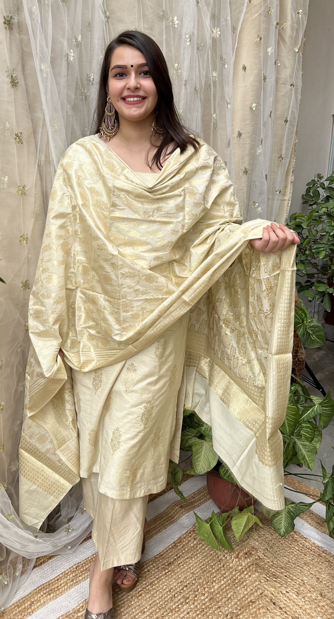 Cream Banarsi Cotton Silk Suit set - MYSANSKRITAM