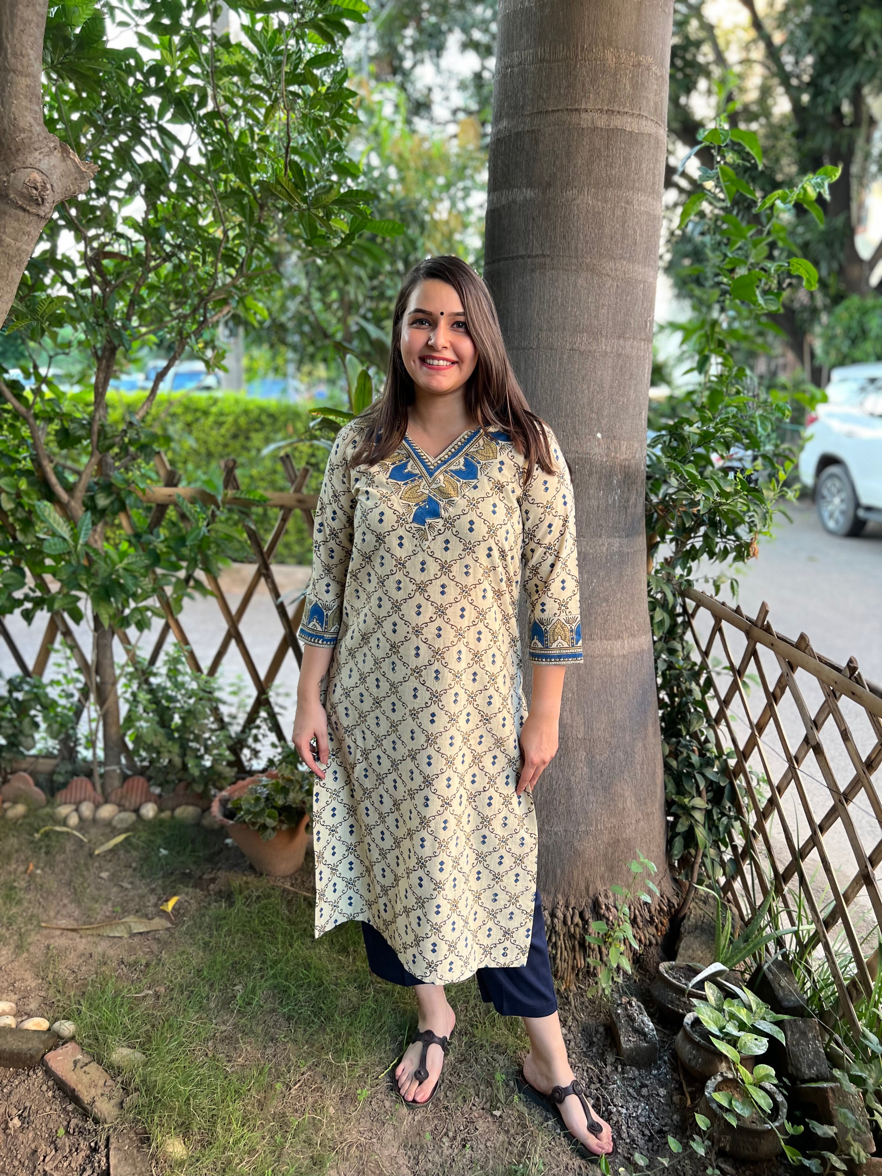 Cream Ajrakh Jaal kurta - MYSANSKRITAM